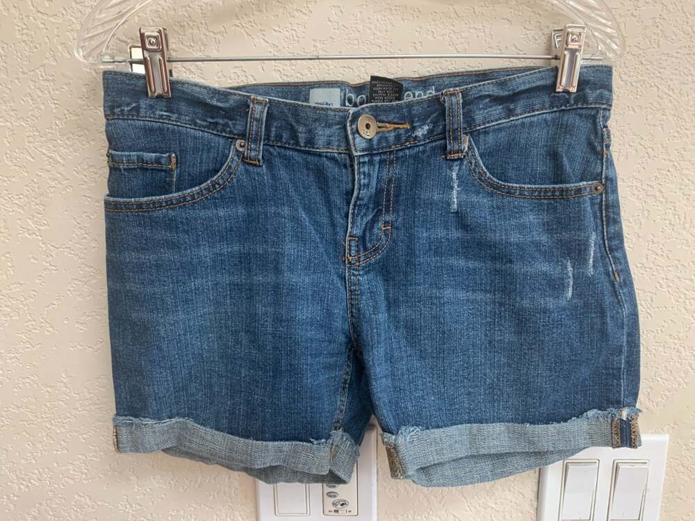 Mossimo Boyfriend Denim Shorts Size 2
